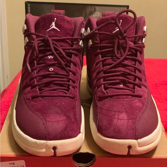 Nike Air Jordan 12 Retro “Bordeaux” - Picture 2 of 4